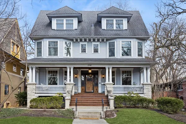 $1,425,000 | 530 North East Avenue, Oak Park, IL 60302