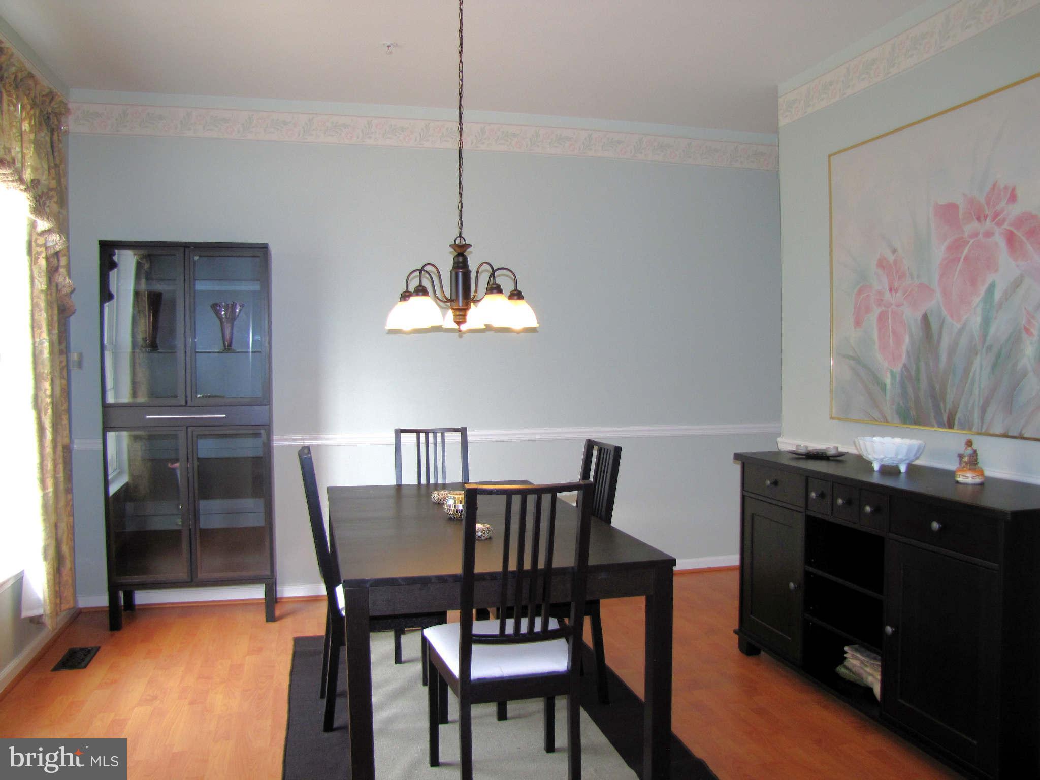 8202 Meadowfield Way Laurel, MD 20708 - Photo 11 of 29 Dining Room
