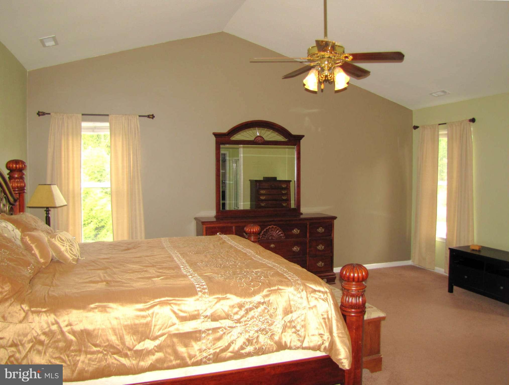 8202 Meadowfield Way Laurel, MD 20708 - Photo 15 of 29 Bedroom (Master)
