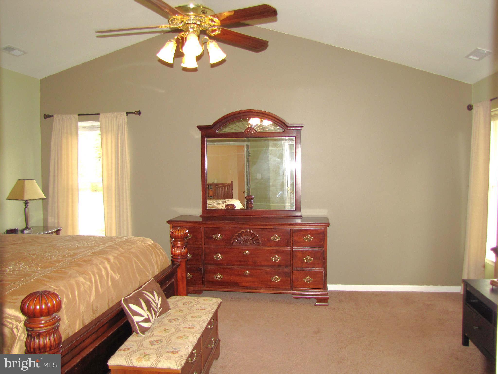 8202 Meadowfield Way Laurel, MD 20708 - Photo 16 of 29 Bedroom (Master)