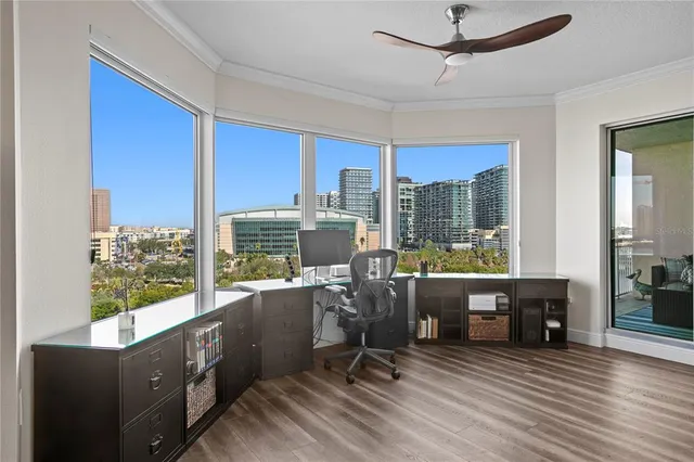 $1,295,000 | 371 Channelside Walk Way, Unit 703, Tampa, FL 33602