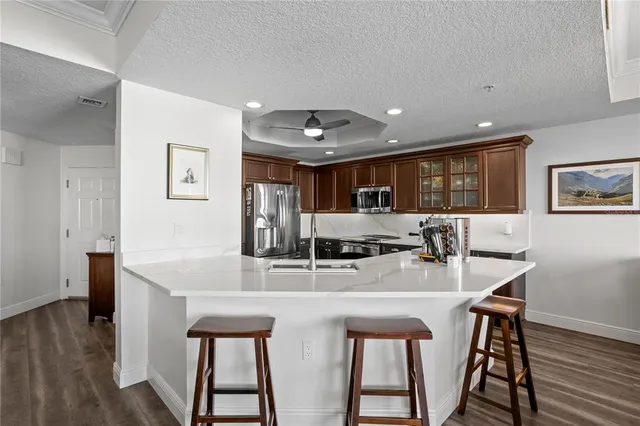 $1,295,000 | 371 Channelside Walk Way, Unit 703, Tampa, FL 33602