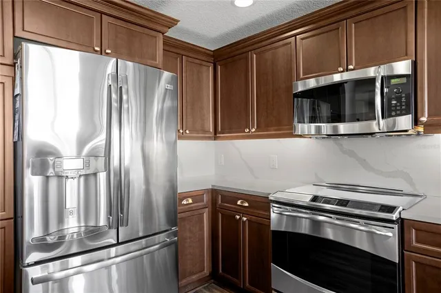 $1,295,000 | 371 Channelside Walk Way, Unit 703, Tampa, FL 33602