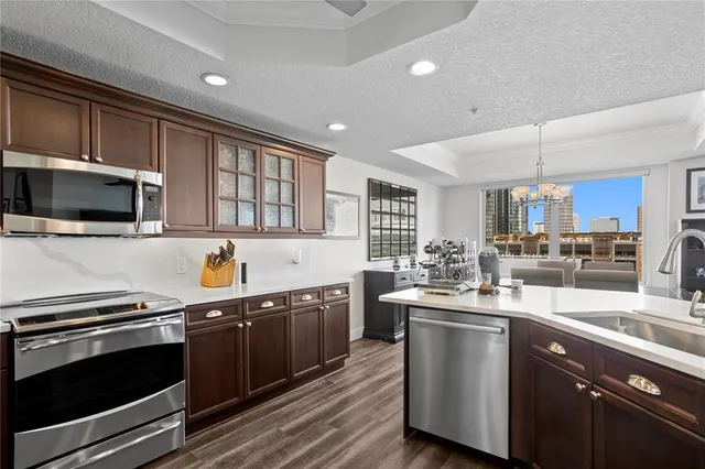 $1,295,000 | 371 Channelside Walk Way, Unit 703, Tampa, FL 33602