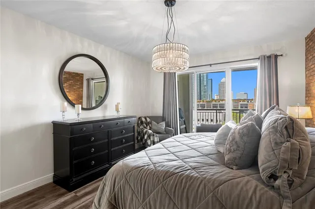 $1,295,000 | 371 Channelside Walk Way, Unit 703, Tampa, FL 33602