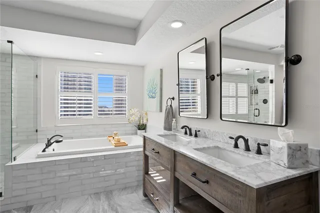 $1,295,000 | 371 Channelside Walk Way, Unit 703, Tampa, FL 33602