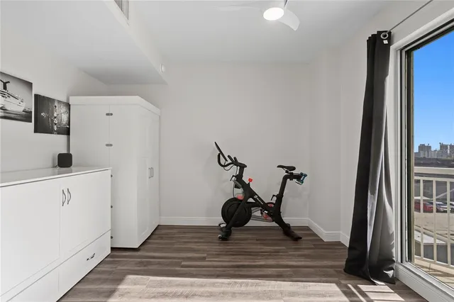 $1,295,000 | 371 Channelside Walk Way, Unit 703, Tampa, FL 33602