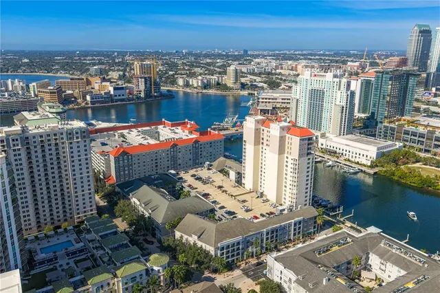 $1,295,000 | 371 Channelside Walk Way, Unit 703, Tampa, FL 33602