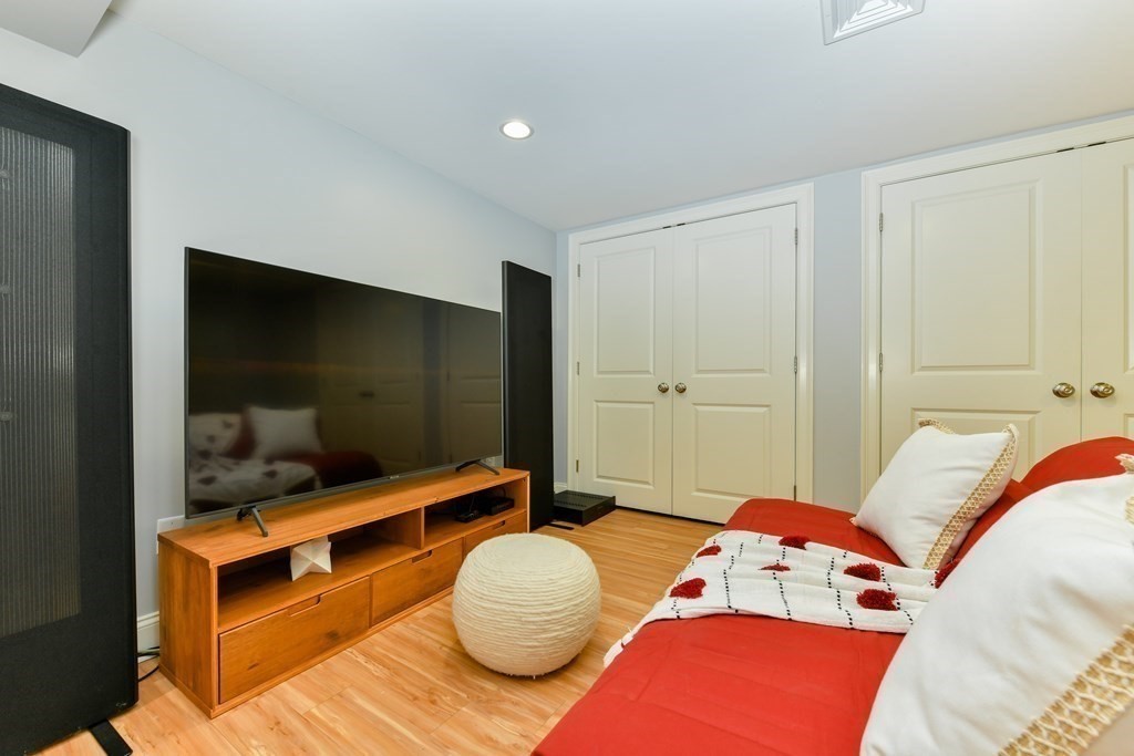 16 Thornberry Road Winchester, MA 01890 - Photo 29 of 42