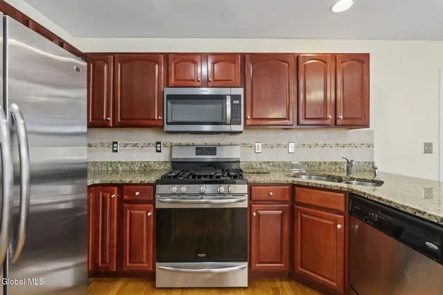 $434,900 | 3944 Becker Street, Schenectady, NY 12304