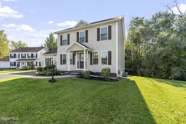 $434,900 | 3944 Becker Street, Schenectady, NY 12304