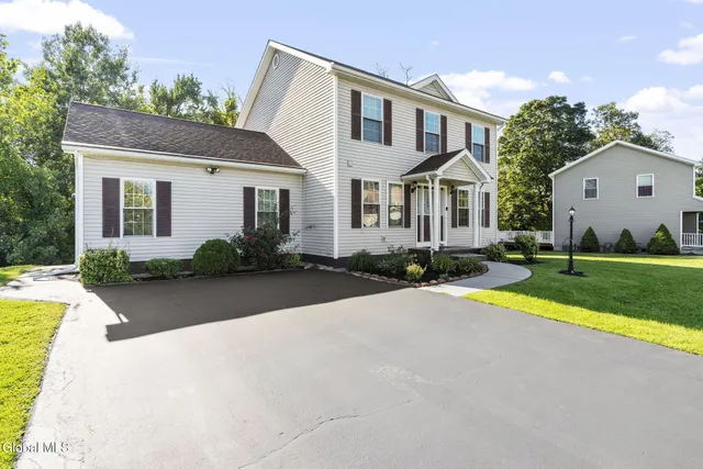 $434,900 | 3944 Becker Street, Schenectady, NY 12304