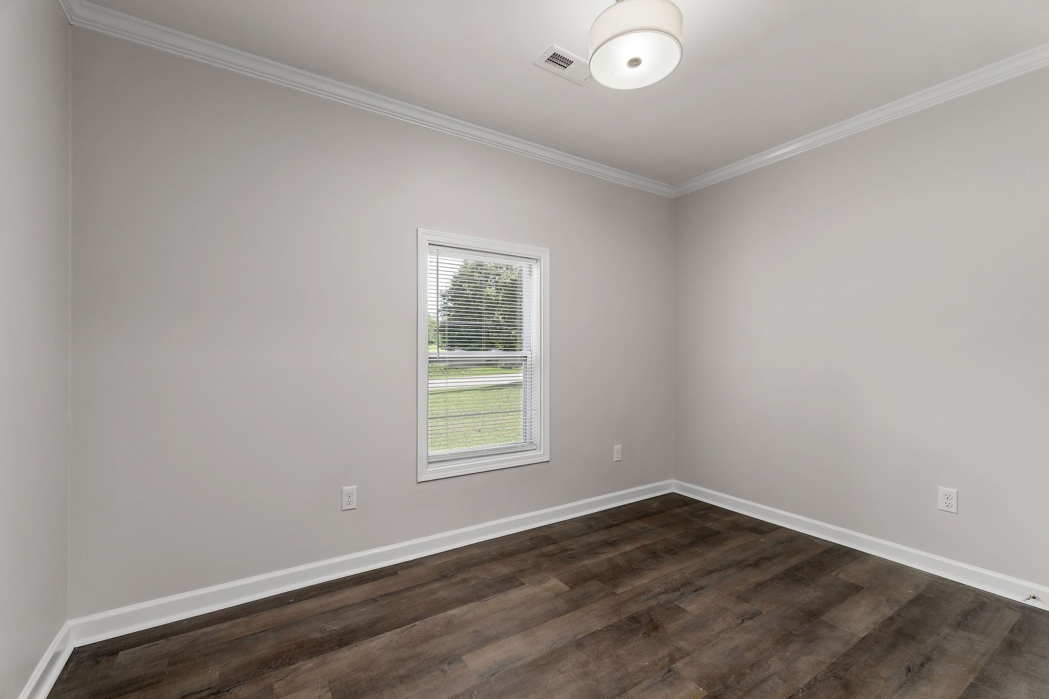 682 Shady Rest Road McMinnville, TN 37110 - Photo 20 of 48