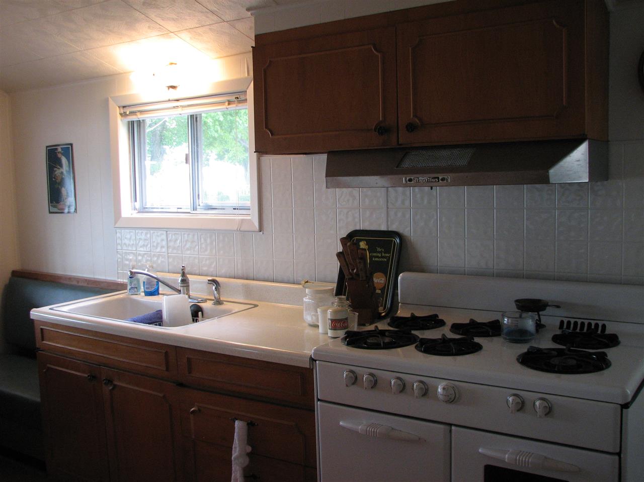 2124 Wolfs Point Drive Rochester, IN 46975 - Photo 11 of 25