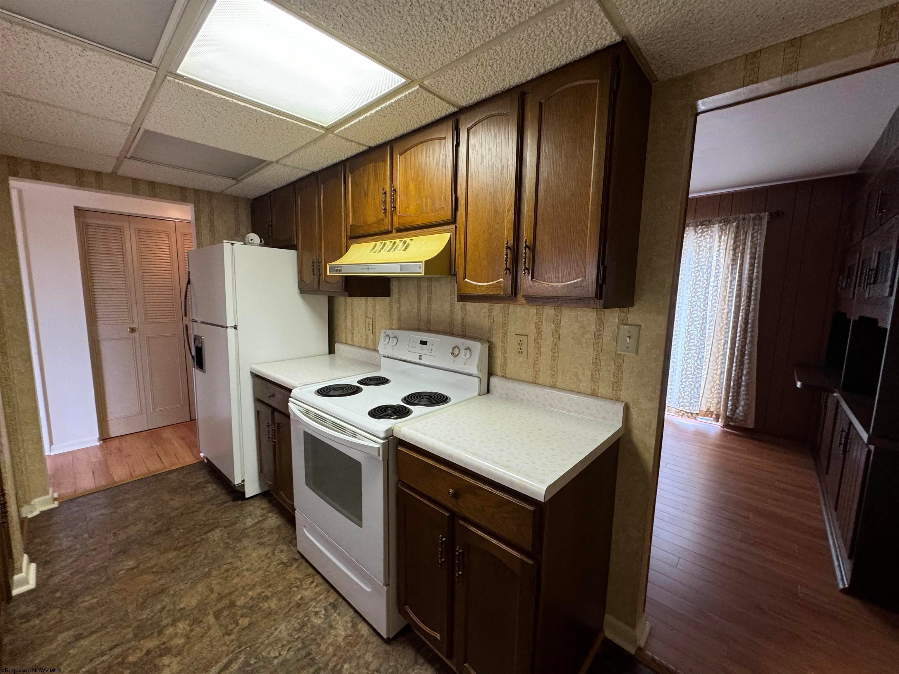 101 Pinewood Road Clarksburg, WV 26301 - Photo 8 of 24 Gallery Image 8