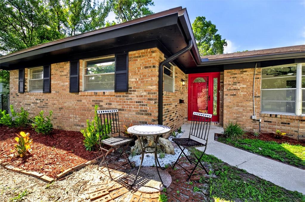 5212 Clarendon Road Jacksonville, FL 32205 - Photo 3 of 39 Gallery Image 3