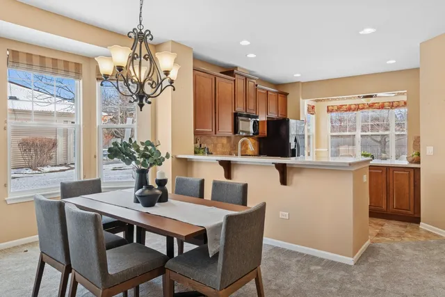 $485,000 | 2905 Normandy Circle, Naperville, IL 60564