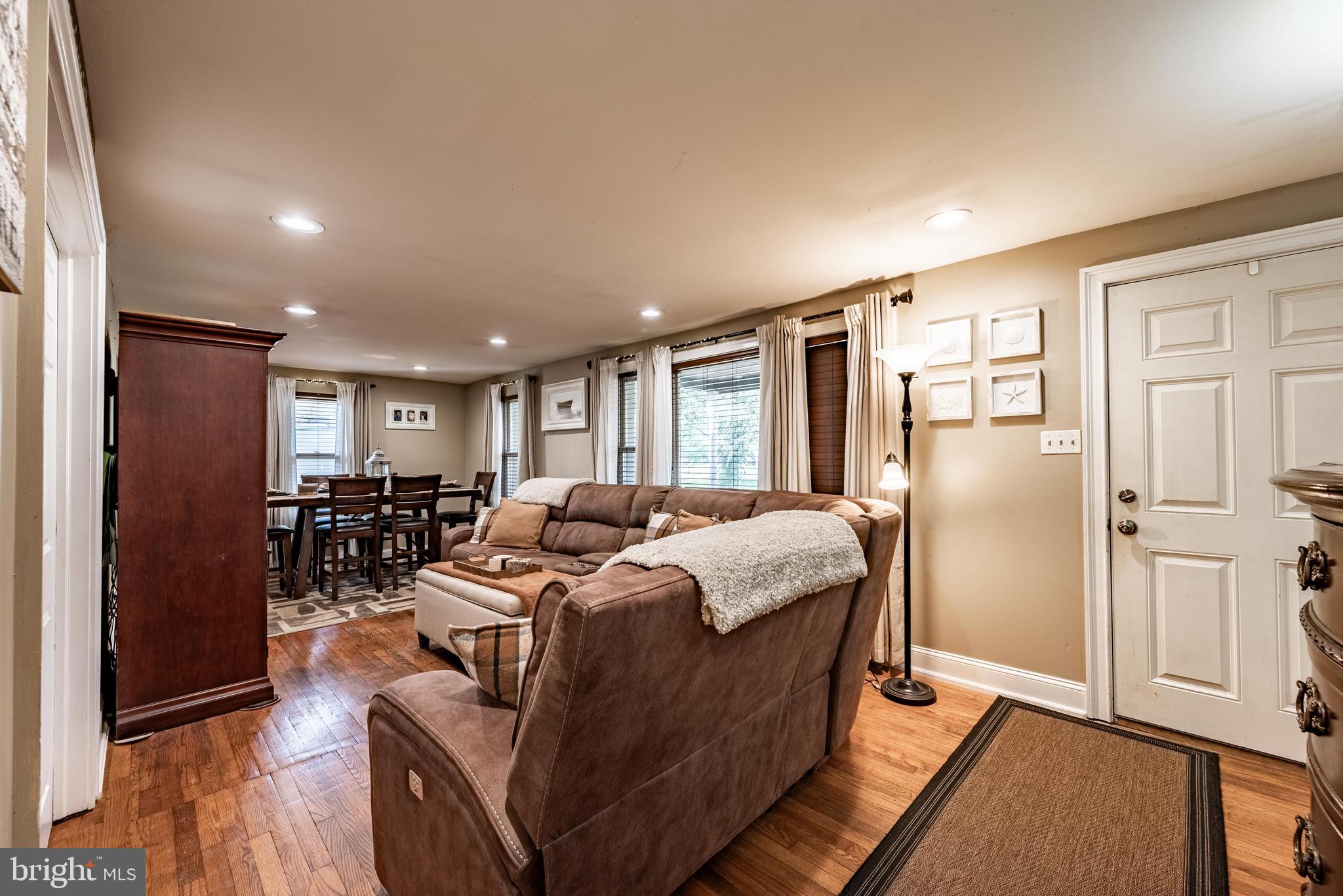 211 East Wheel Road Abingdon, MD 21009 - Photo 6 of 27 a bed room with a bed and furniture