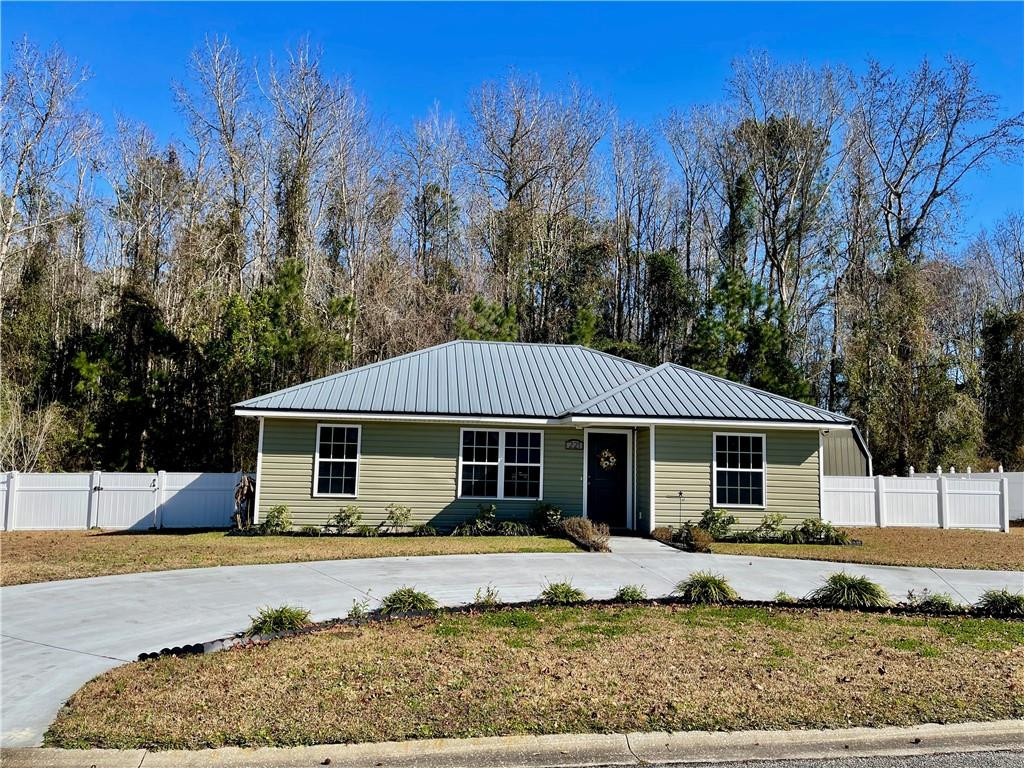 221 Pecan Pointe Road East Brunswick, GA 31525 - Photo 1 of 1 Gallery Image 1