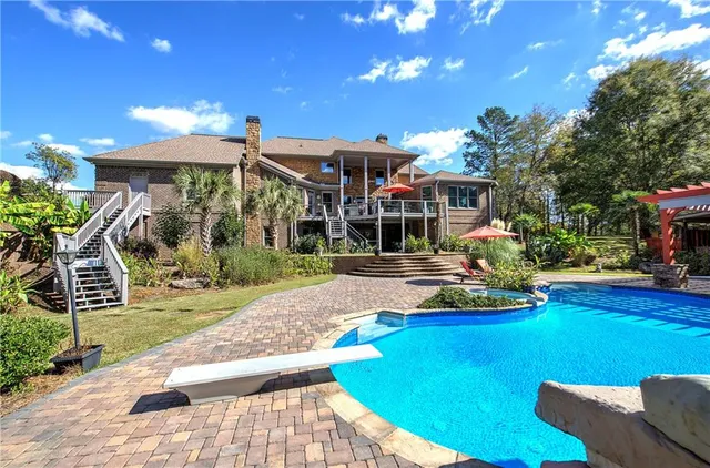 $2,899,000 | 353 Old Tennessee Highway Northeast, White, GA 30184