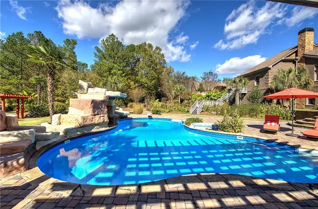 $2,899,000 | 353 Old Tennessee Highway Northeast, White, GA 30184