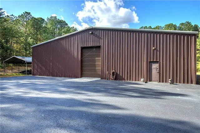 $2,899,000 | 353 Old Tennessee Highway Northeast, White, GA 30184