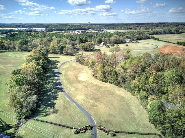 $2,899,000 | 353 Old Tennessee Highway Northeast, White, GA 30184