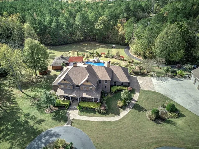$2,899,000 | 353 Old Tennessee Highway Northeast, White, GA 30184