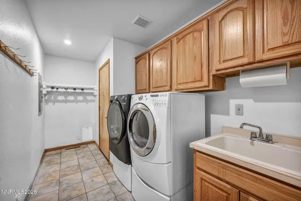 $894,500 | 1374 Porter Drive, Minden, NV 89423