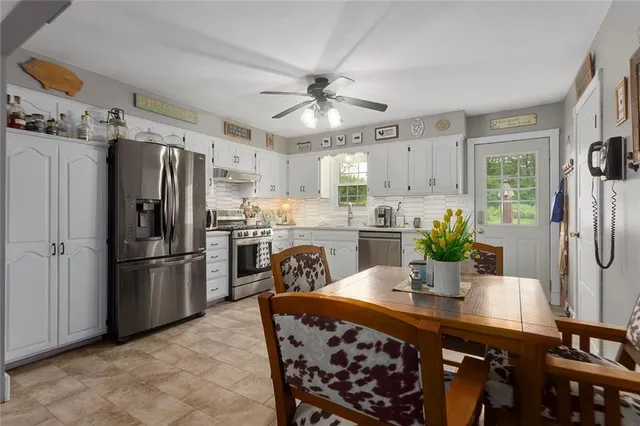 $485,000 | 336 Southeast Zack Wheat Drive, Polo, MO 64671