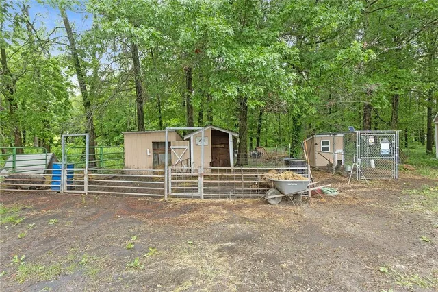 $485,000 | 336 Southeast Zack Wheat Drive, Polo, MO 64671