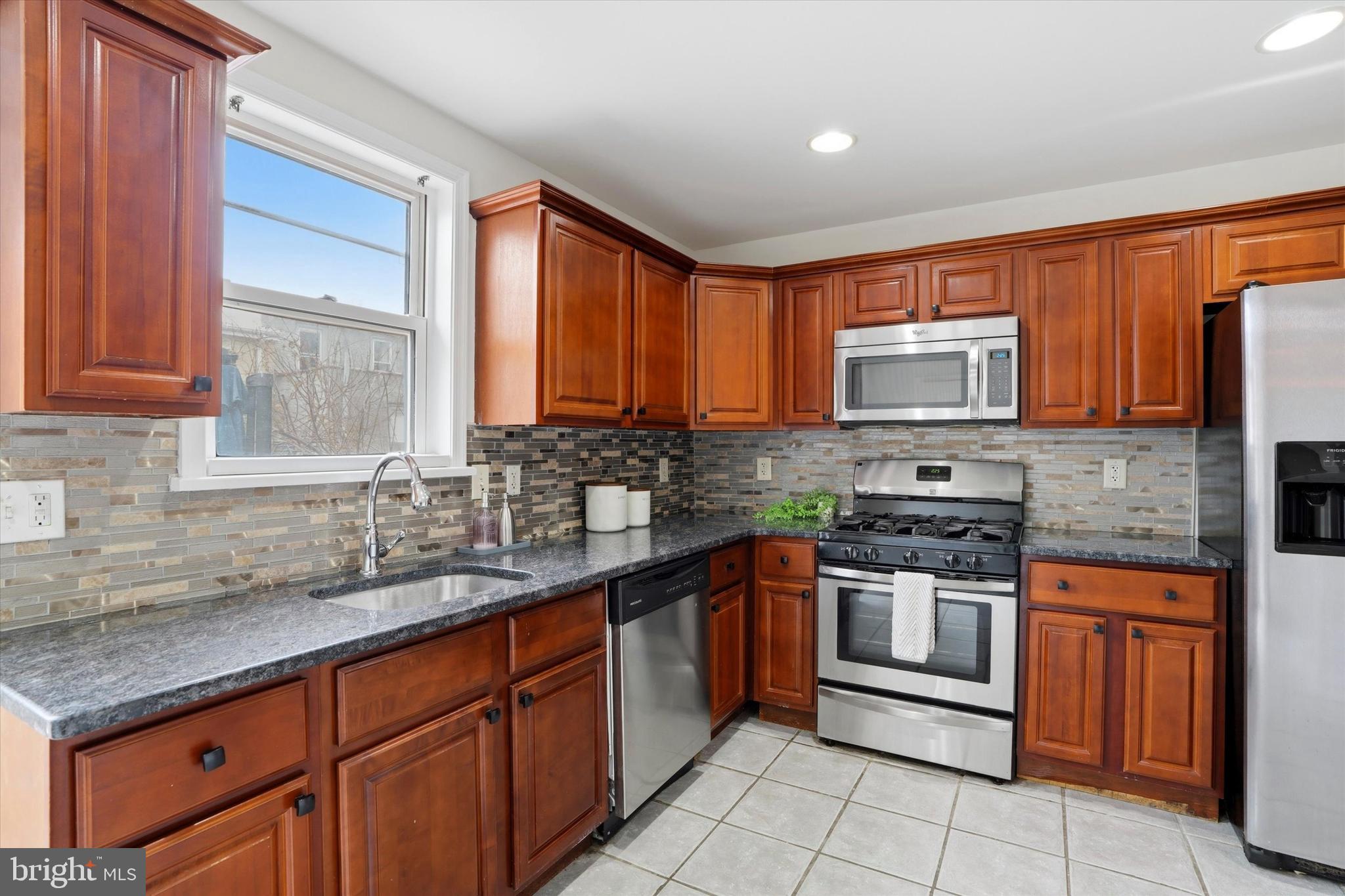 4534 Ritchie Street Philadelphia, PA 19127 - Photo 12 of 26