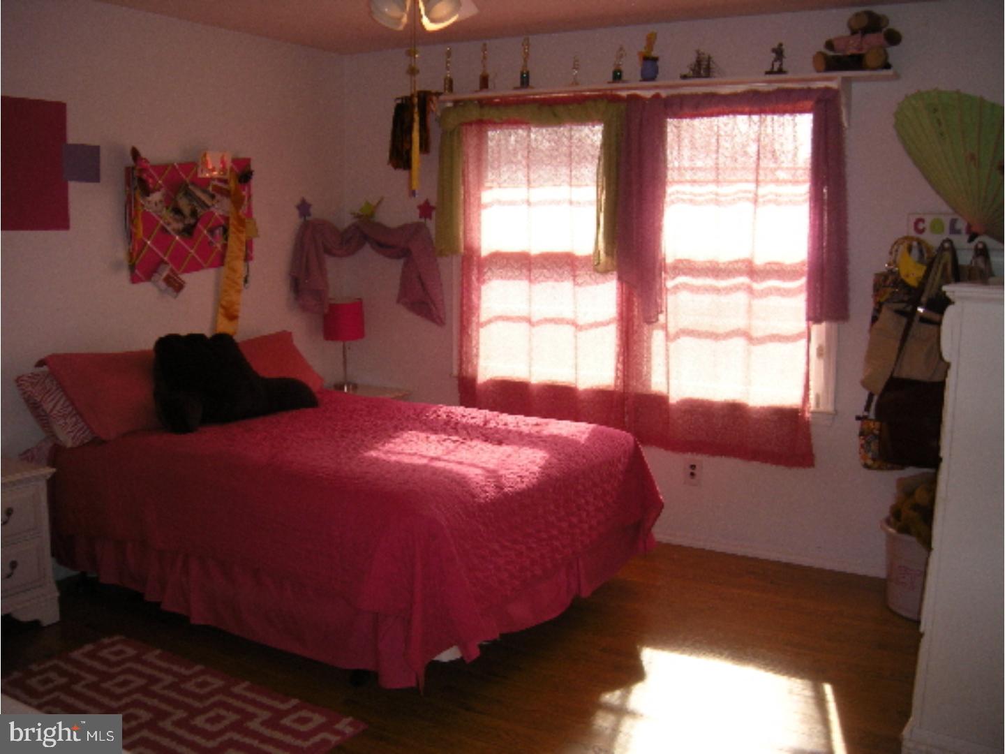 9 Peter Rafferty Drive Hamilton, NJ 08690 - Photo 16 of 24 Bedroom 3