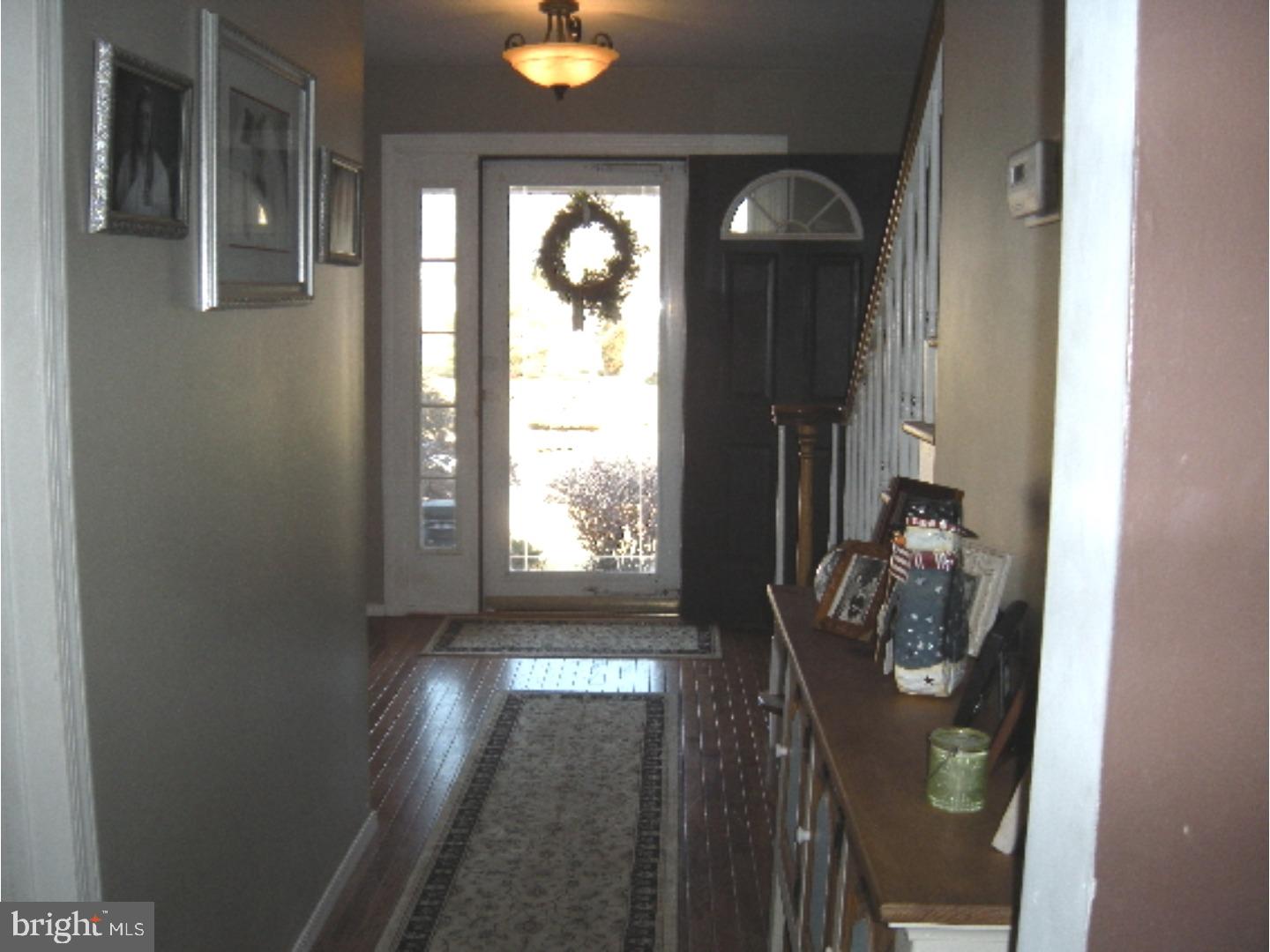 9 Peter Rafferty Drive Hamilton, NJ 08690 - Photo 4 of 24 Foyer