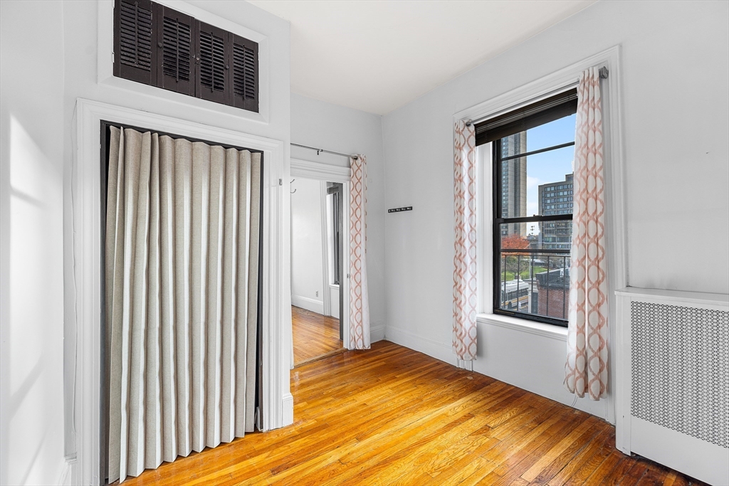 41 Worcester Square, Unit 4 Boston, MA 02118 - Photo 13 of 18 Gallery Image 13