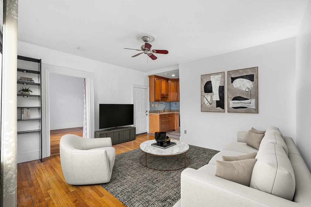 41 Worcester Square, Unit 4 Boston, MA 02118 - Photo 2 of 18 Gallery Image 2