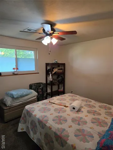 $274,900 | 15 Elmwood Place, St. Charles, MO 63301