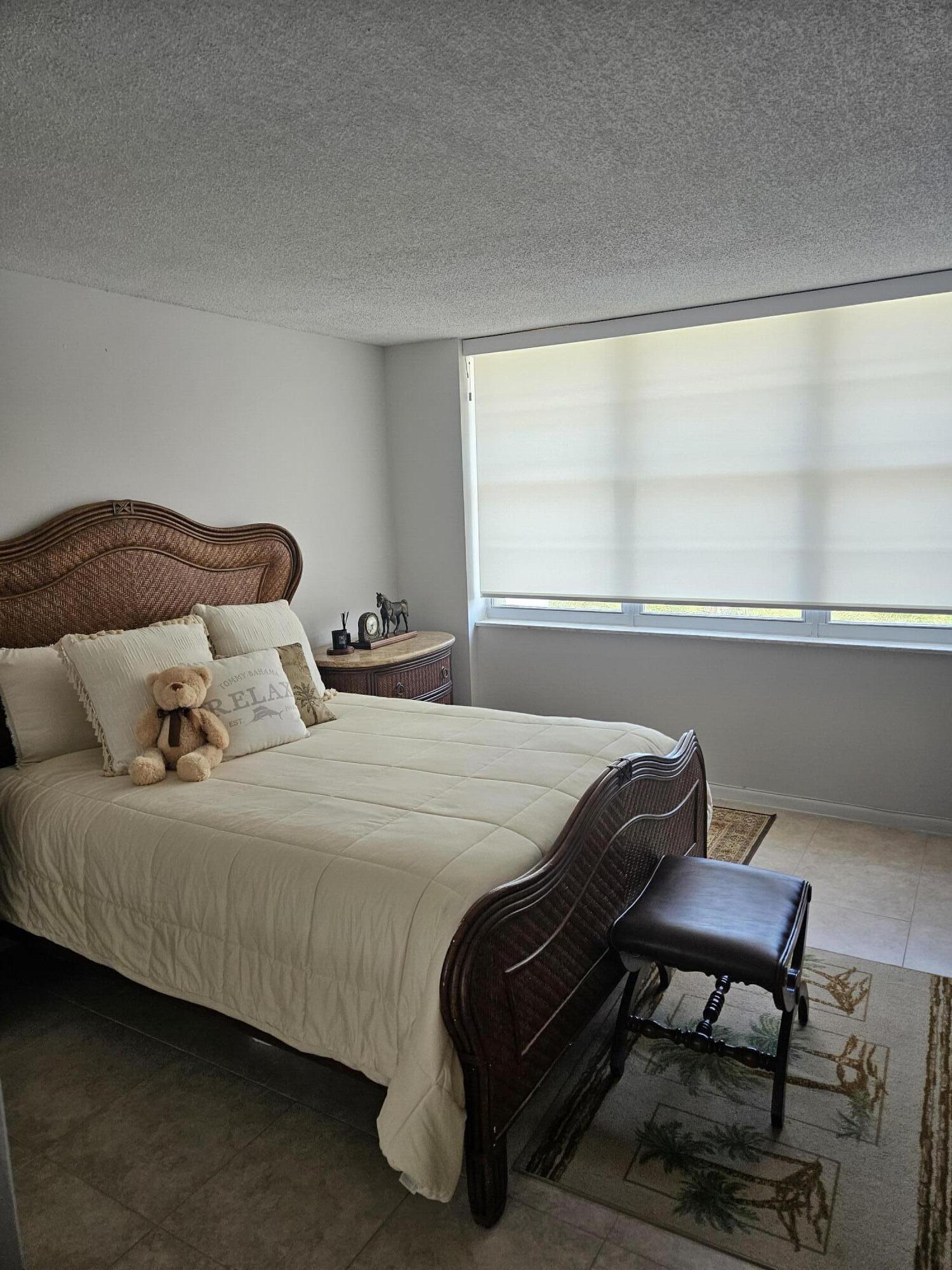 2121 North Ocean Boulevard, Unit 405E Boca Raton, FL 33431 - Photo 8 of 12 1000026312