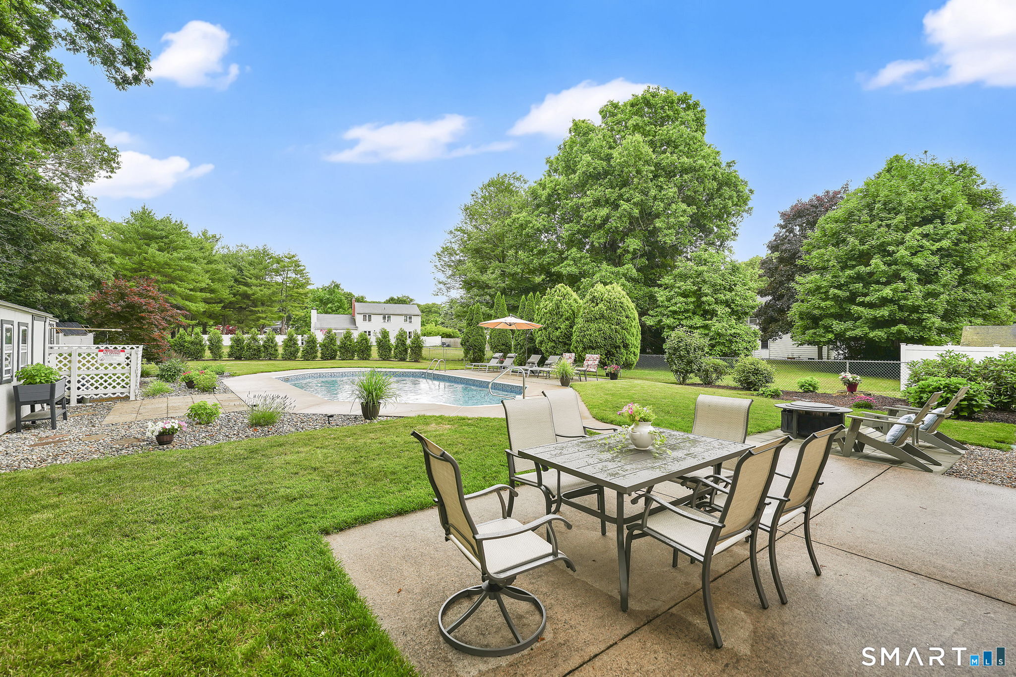19 Kennedy Road Manchester, CT 06042 - Photo 33 of 37