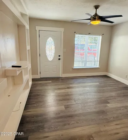 $1,800 | 1305 Flower Drive, Panama City, FL 32401