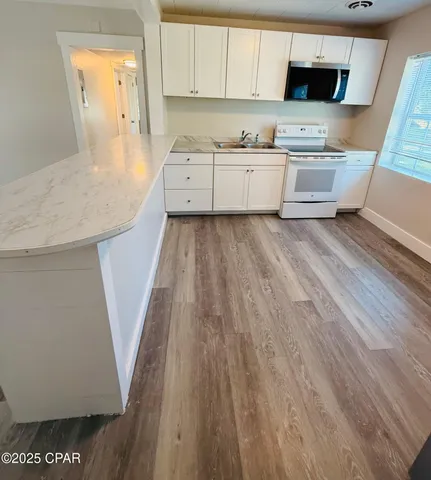 $1,800 | 1305 Flower Drive, Panama City, FL 32401