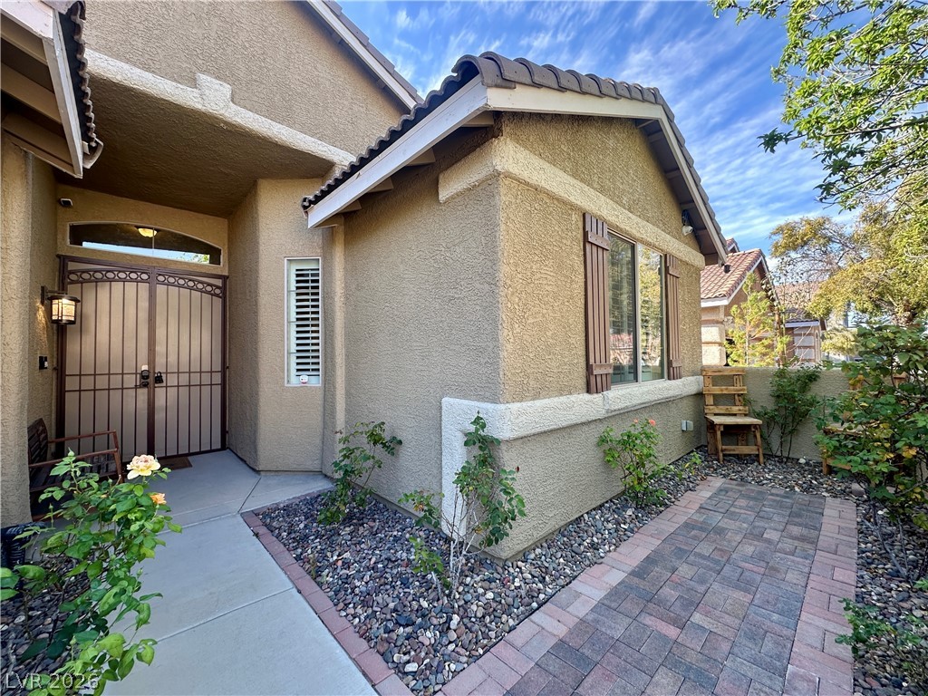 10697 Bonnyhill Street Las Vegas, NV 89141 - Photo 3 of 30