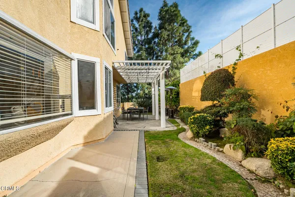 $1,998,000 | 1985 Erin Way, Glendale, CA 91206