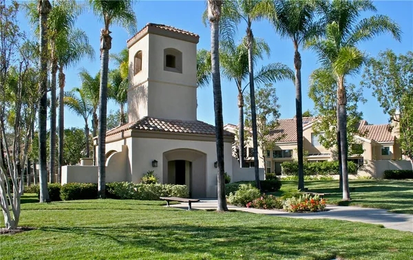 $1,299,000 | 33 Calle Del Norte, Rancho Santa Margarita, CA 92688