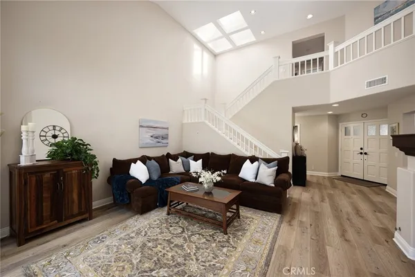 $1,299,000 | 33 Calle Del Norte, Rancho Santa Margarita, CA 92688
