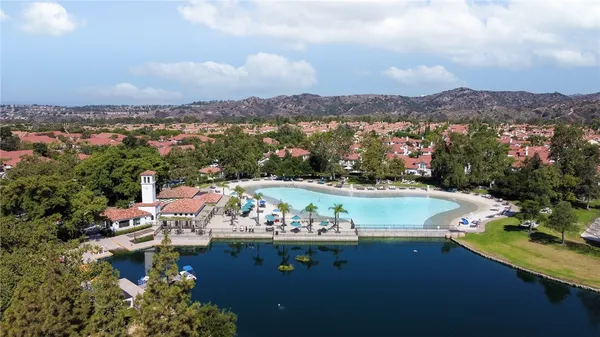 $1,299,000 | 33 Calle Del Norte, Rancho Santa Margarita, CA 92688