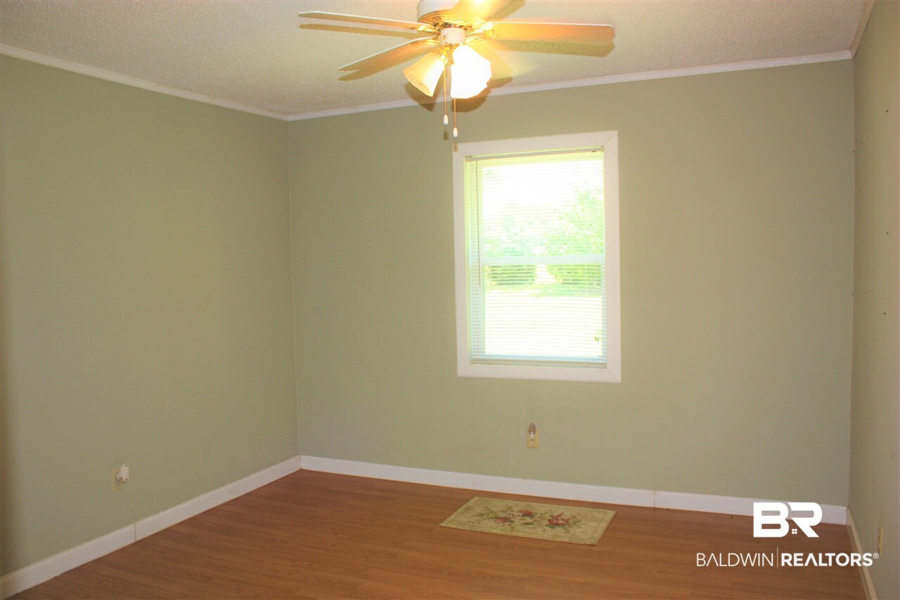 804 East Greenwood Road Summerdale, AL 36580 - Photo 10 of 17