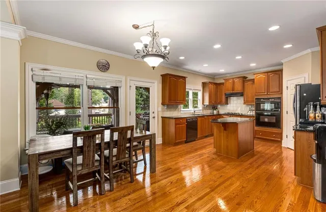 $898,000 | 2818 Willowstone Drive, Duluth, GA 30096