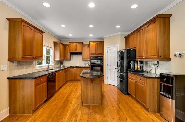 $898,000 | 2818 Willowstone Drive, Duluth, GA 30096