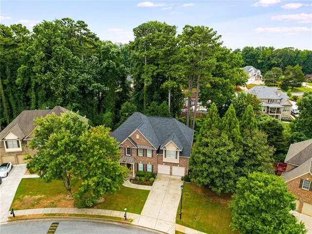 $898,000 | 2818 Willowstone Drive, Duluth, GA 30096